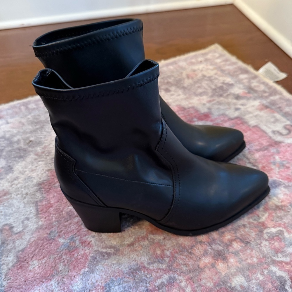 ARULA Altar’d State Black Faux Leather Lylah Stretchy Boot size 8 W